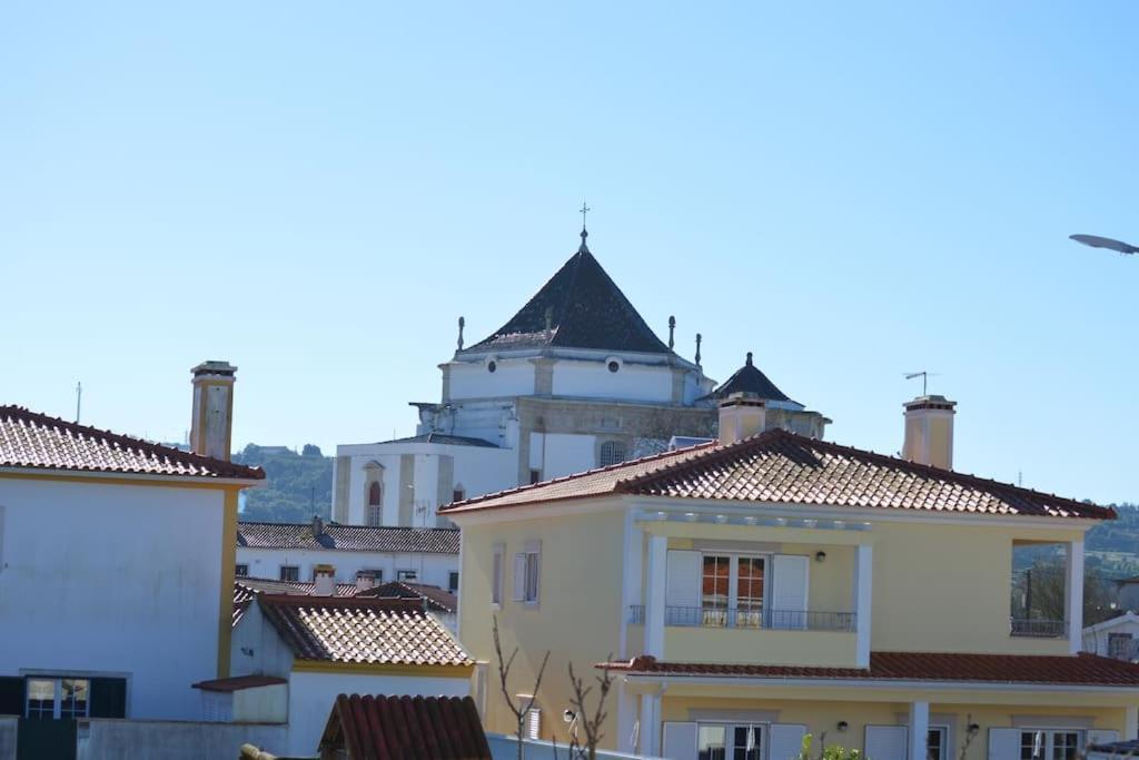 Casa Da Varzea - O Castelo A Janela!!! Óbidos Extérieur photo